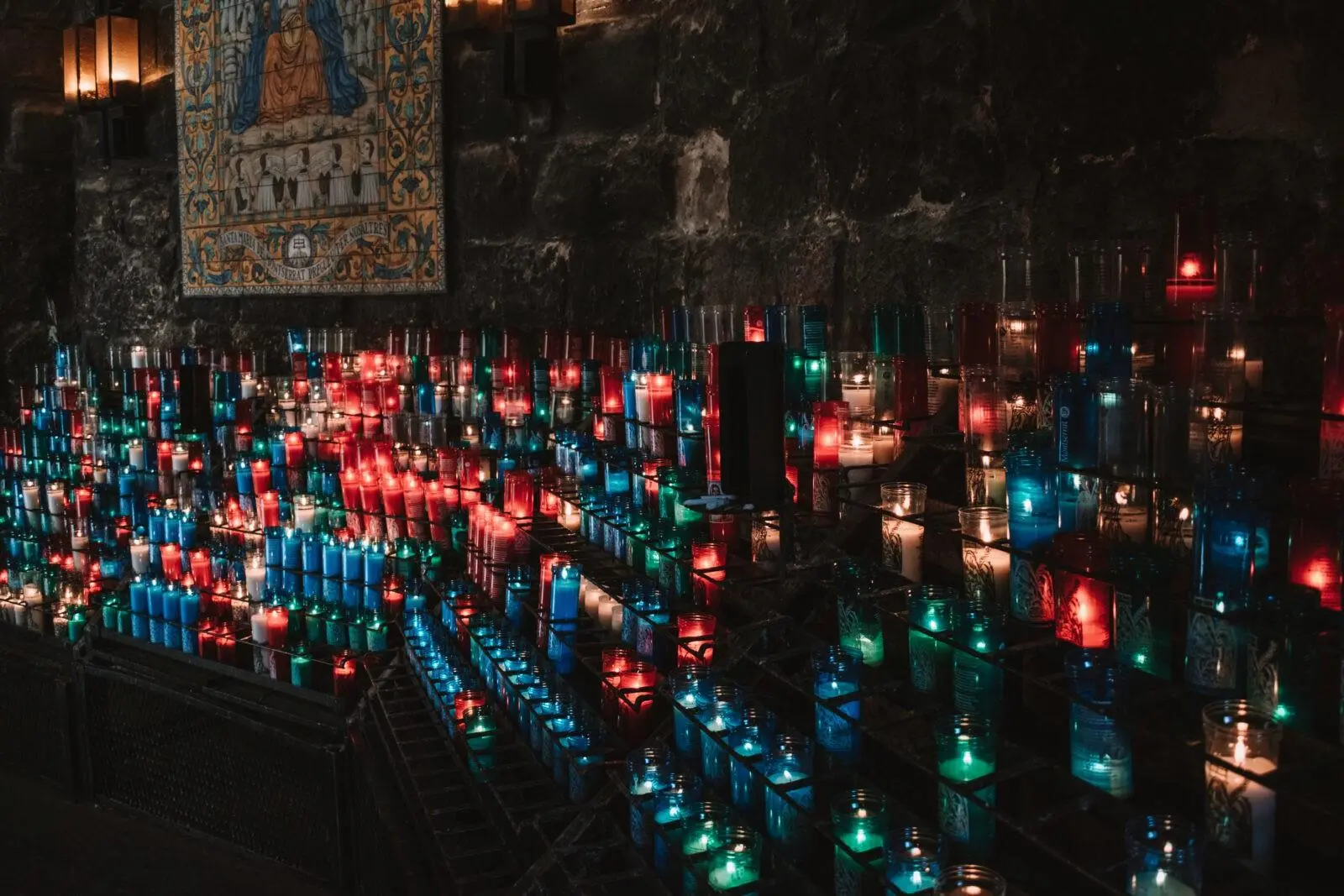 Candele lungo il Cammino dell'Ave Maria