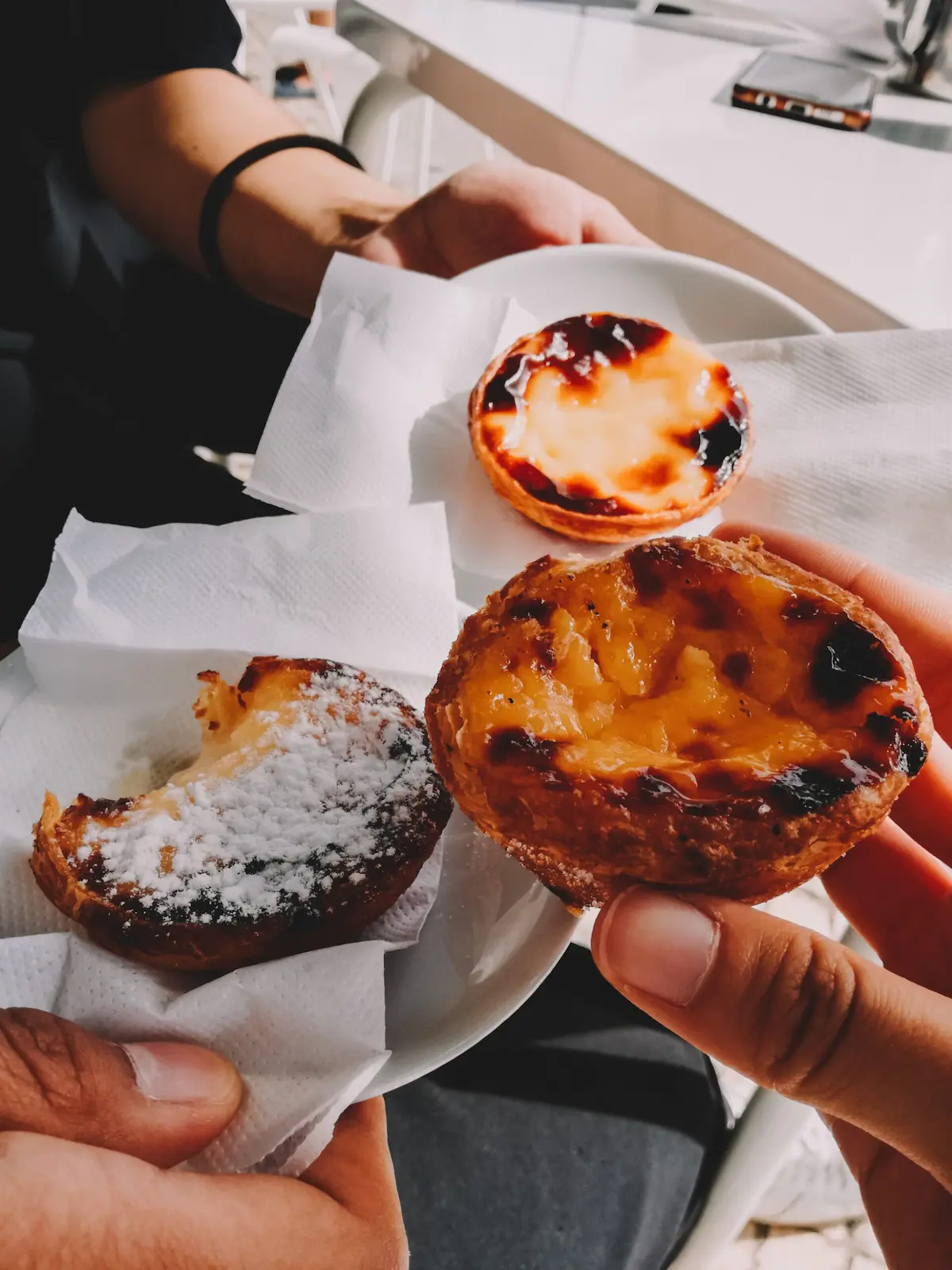 Tra_i_quartieri_di_Lisbona: mangiare i Pasteis de Belem e fare merenda con dolci tipici
